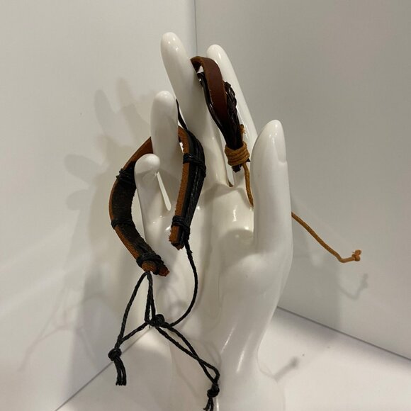 Set Of 2 genuine Leather & Cord Bracelets With funky Fishing Hook Design - Picture 9 of 13